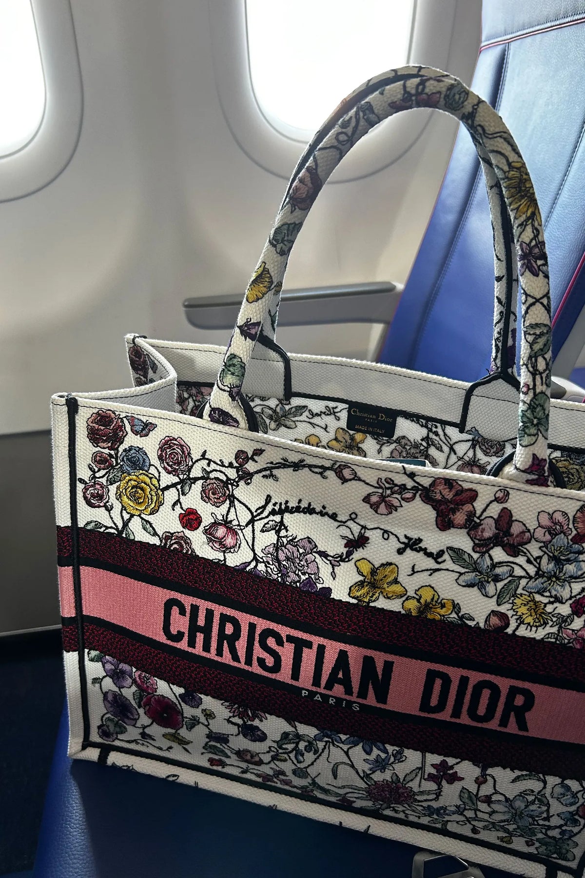 Canvas Embroidered Large Florilegio Book Tote White Multicolor