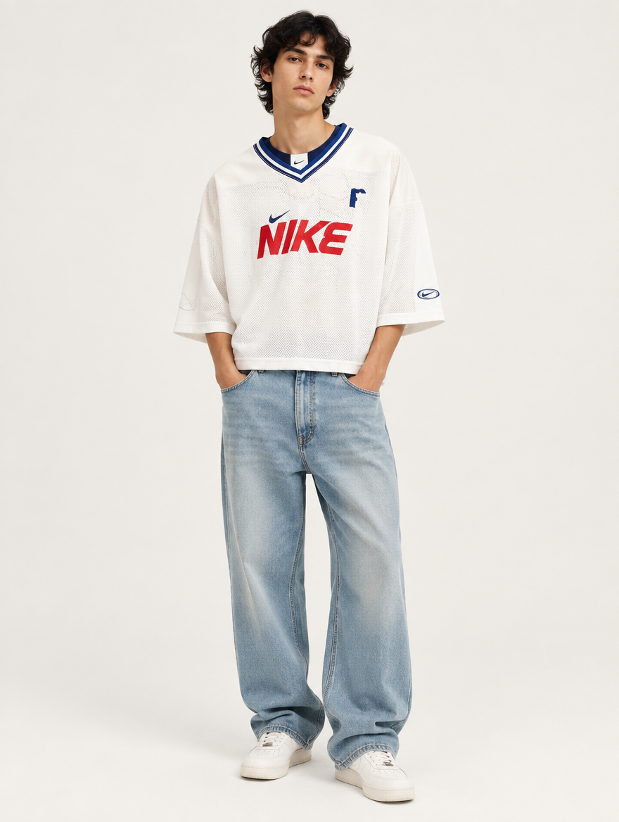 Nike crop Jersey blanco talle XL - foto editorial
